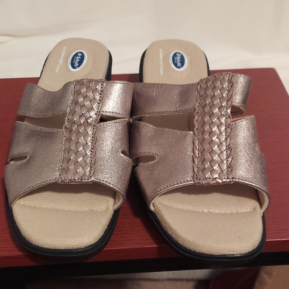 Dr. Scholl's Gold Sandals Comfortable Stylish Design